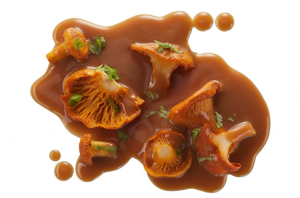 Mushrooms in brown gravy